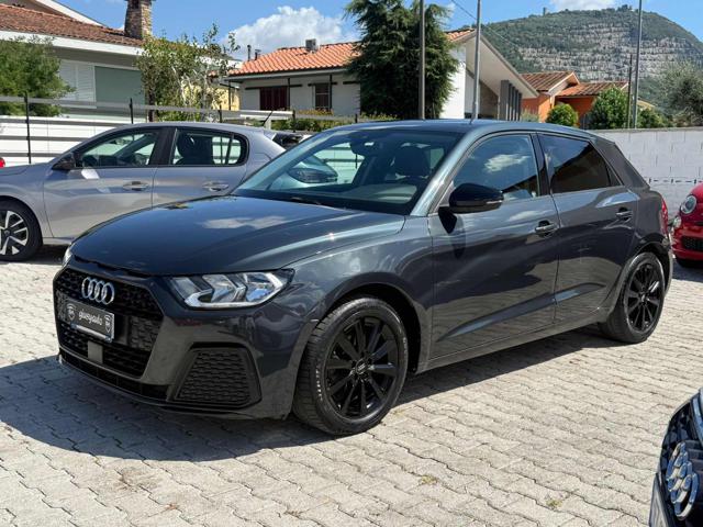 AUDI A1 Grigio scuro metallizzato