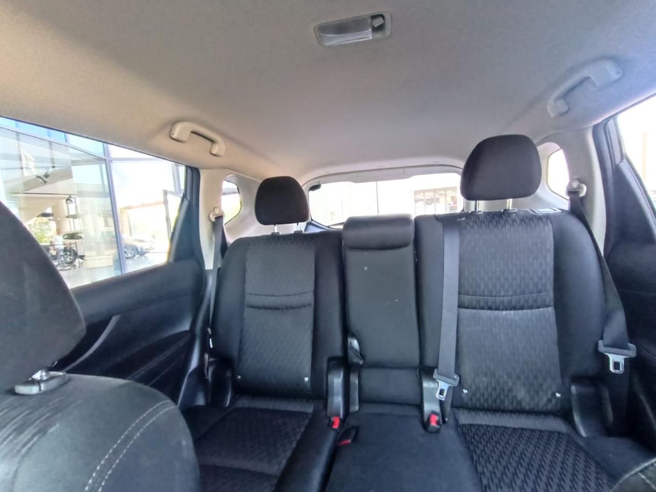 NISSAN X-Trail 1.6 dCi 2WD N-Connecta - 29