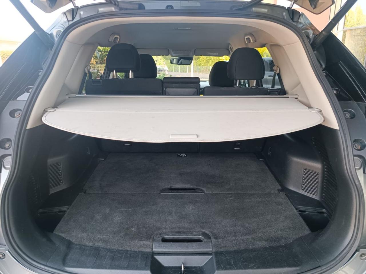 NISSAN X-Trail 1.6 dCi 2WD N-Connecta - 21