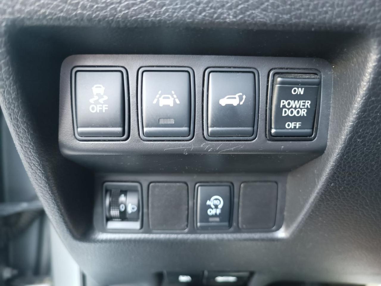 NISSAN X-Trail 1.6 dCi 2WD N-Connecta - 10