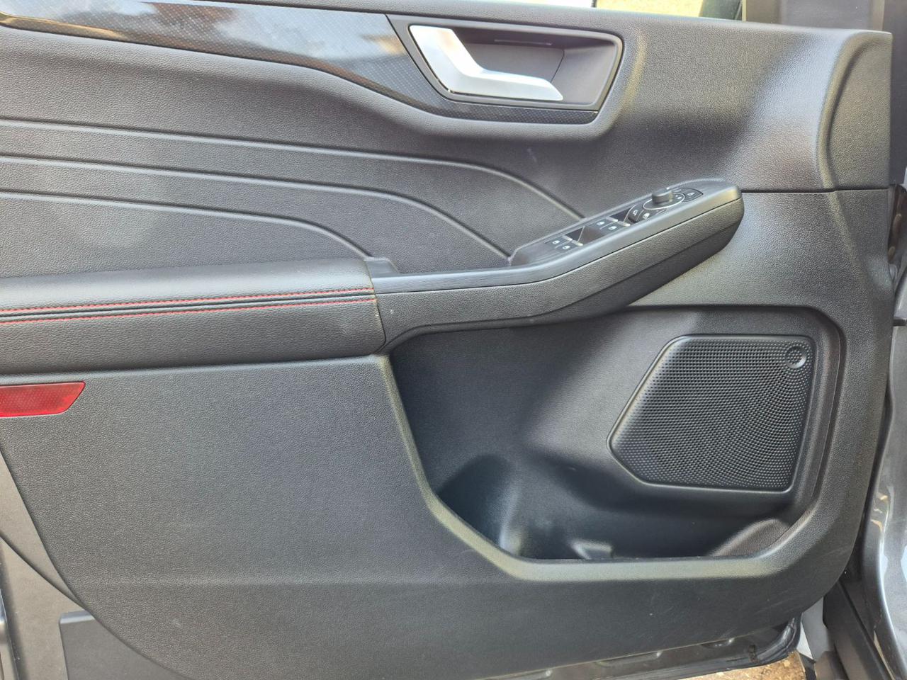 FORD Kuga 2.0 EcoBlue 120 CV aut. 2WD ST-Line - 13
