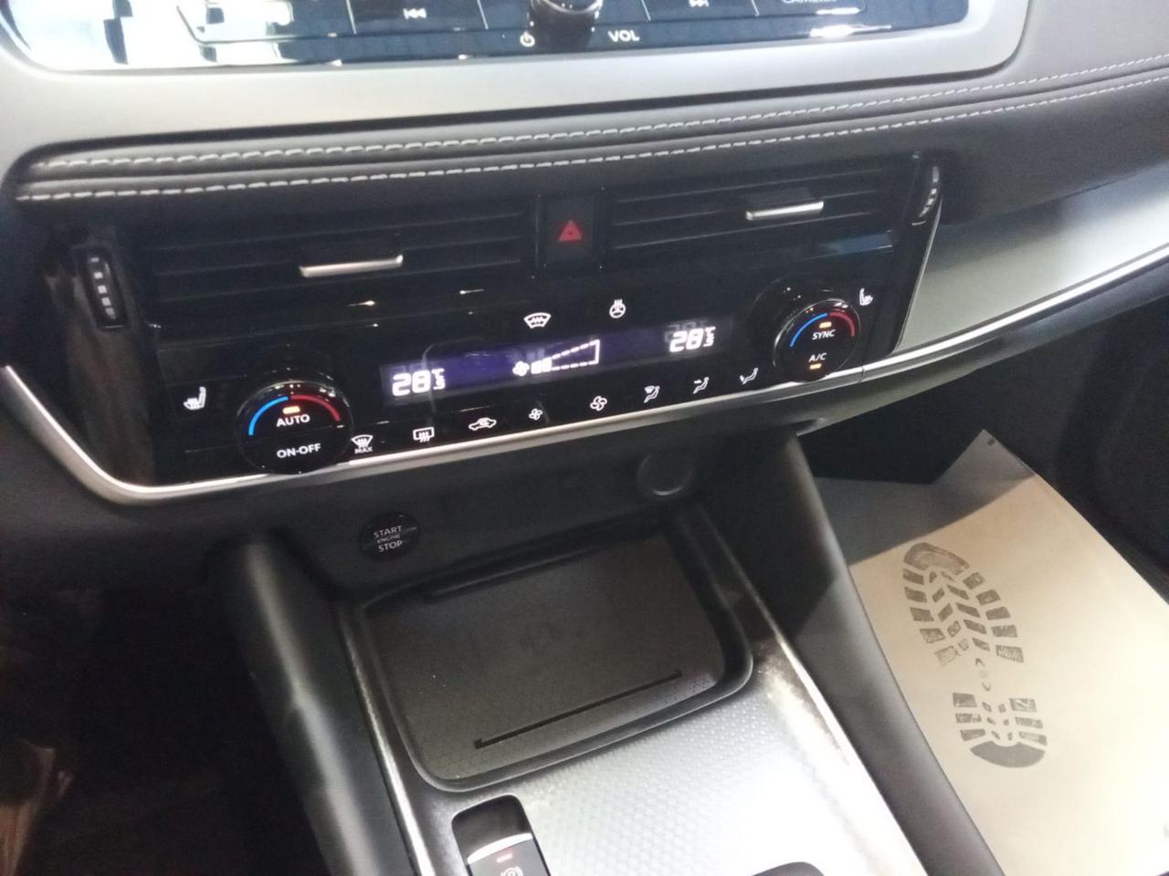 NISSAN Qashqai MHEV 158 CV Xtronic N-Connecta - 11