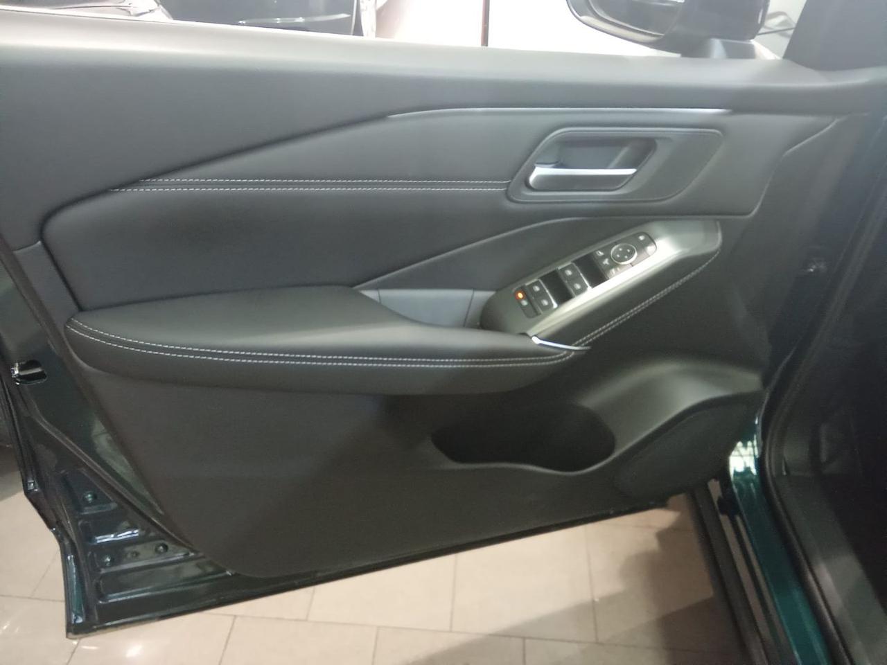 NISSAN Qashqai MHEV 158 CV Xtronic N-Connecta - 10