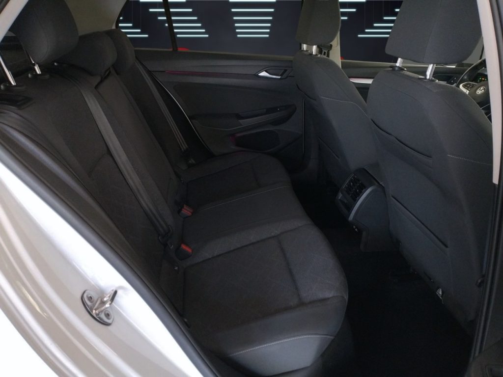 VOLKSWAGEN Golf 1.0 eTSI EVO DSG Hybrid Km 70.000 Iva Esposta - 17
