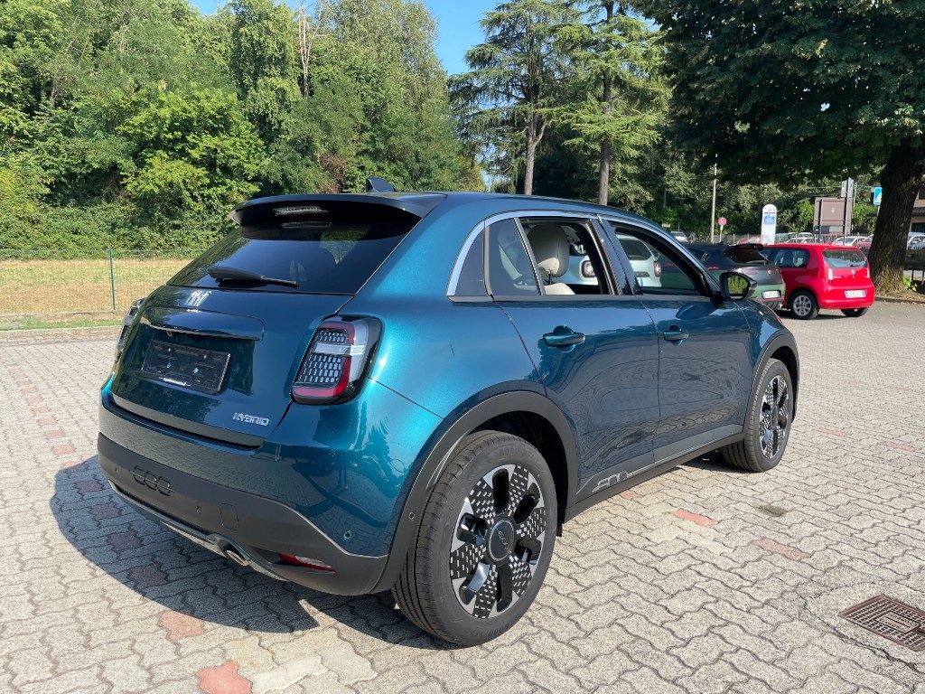 FIAT 600 Hybrid 110 CV DCT MHEV La Prima--12.700KM - 6