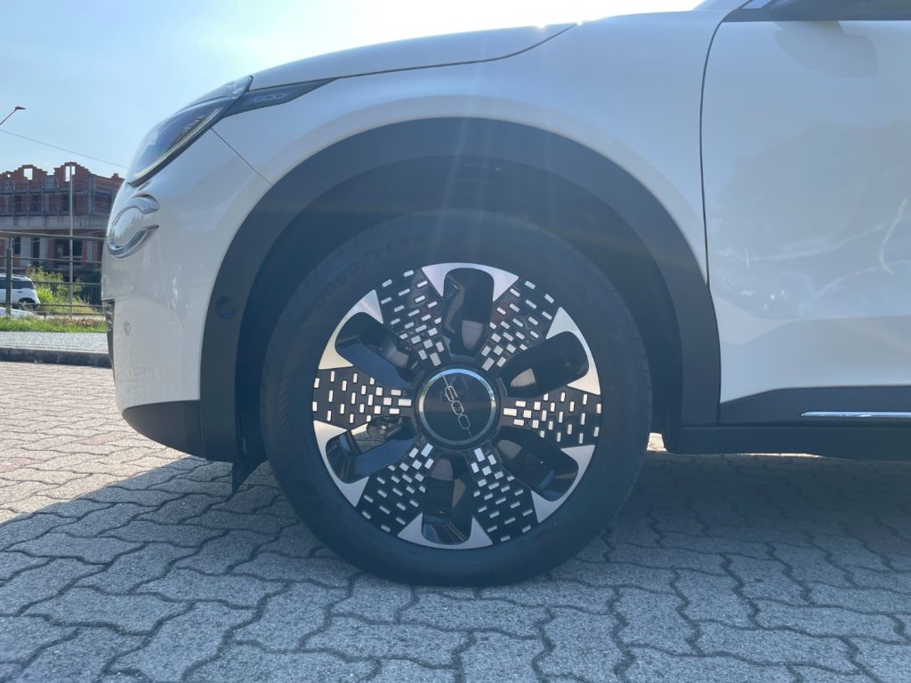 FIAT 600 Hybrid 110 CV DCT MHEV La Prima--16.300KM - 14