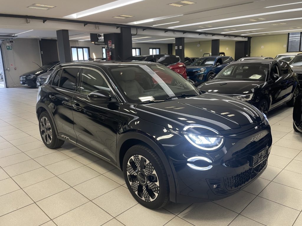 FIAT 600 Hybrid 110 CV DCT MHEV La Prima--14.700KM - 3