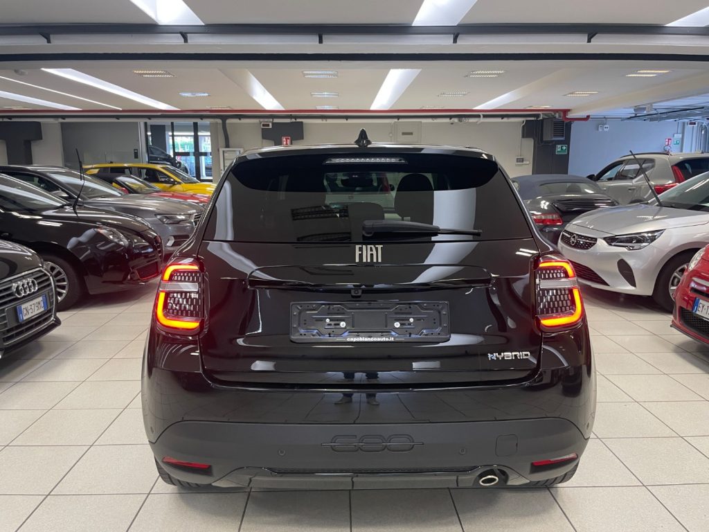 FIAT 600 Hybrid 110 CV DCT MHEV La Prima--14.700KM - 6