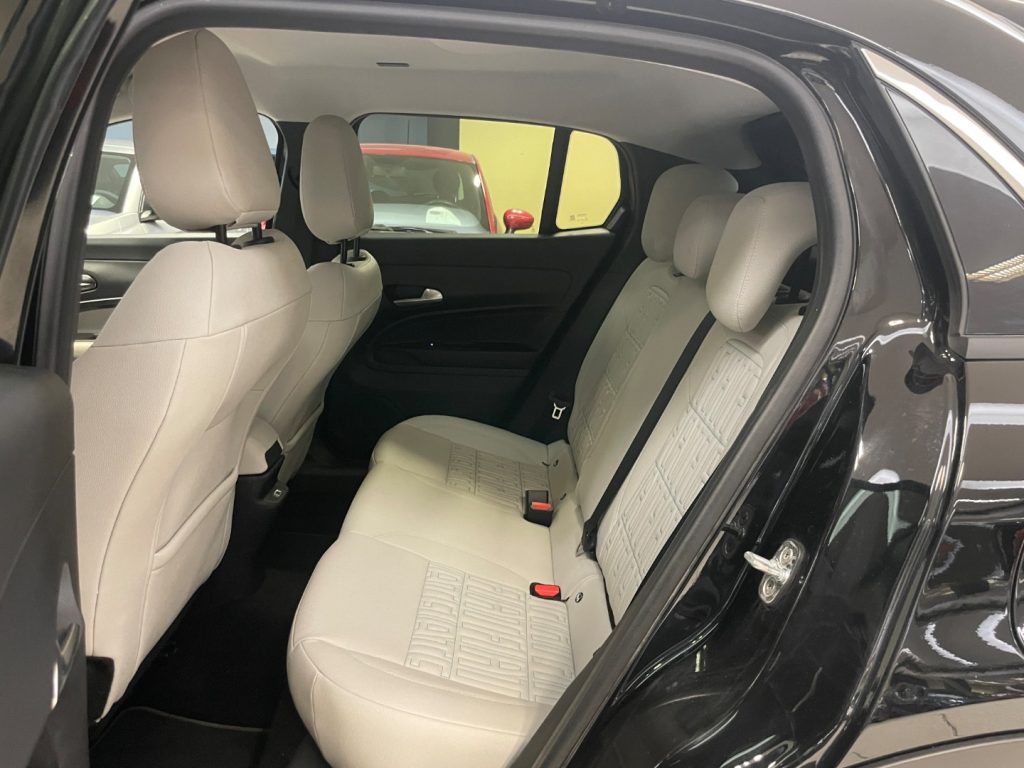 FIAT 600 Hybrid 110 CV DCT MHEV La Prima--14.700KM - 15