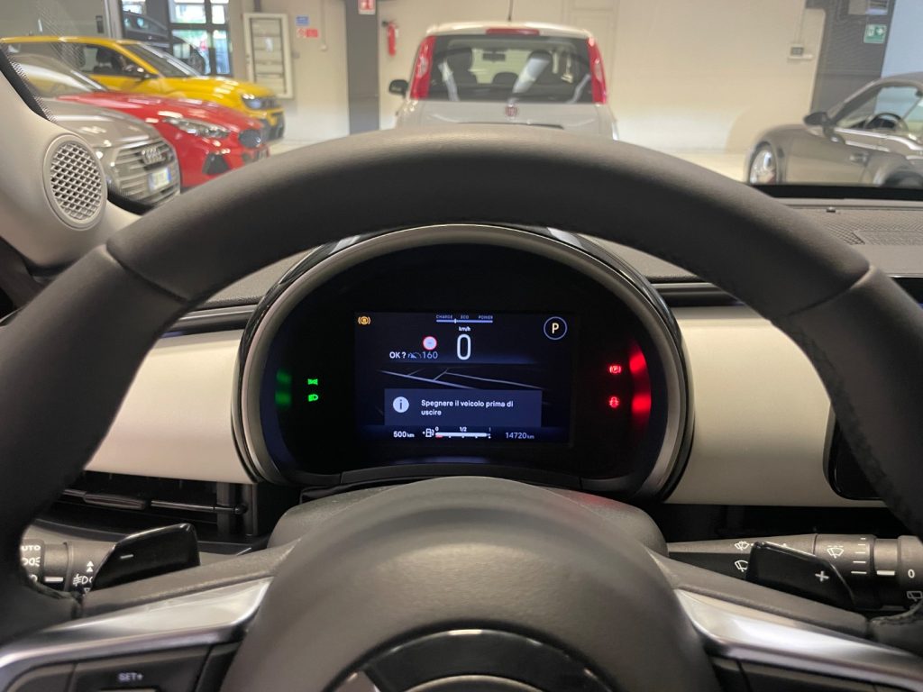 FIAT 600 Hybrid 110 CV DCT MHEV La Prima--14.700KM - 11