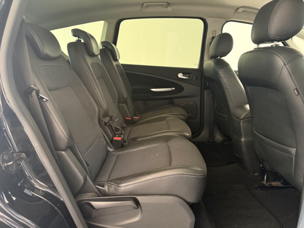 FORD S-Max 2.0 TDCi 140CV Titanium DPF - 12