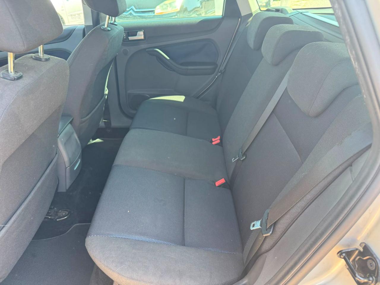FORD Focus + 1.6 TDCi (90CV) SW - 13