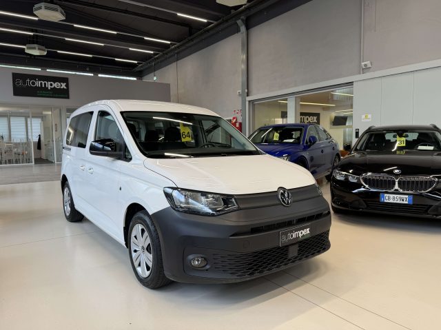 VOLKSWAGEN Caddy Weiß pastell
