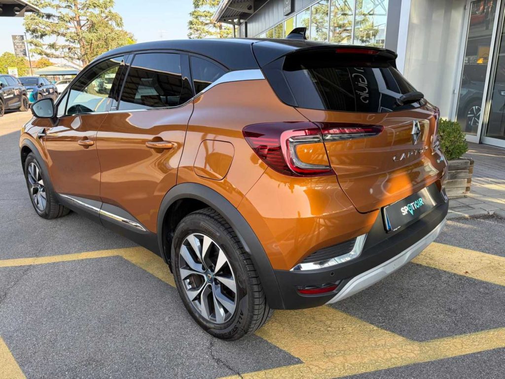 RENAULT Captur 1.6 E-Tech phev Intens 160cv auto - 8