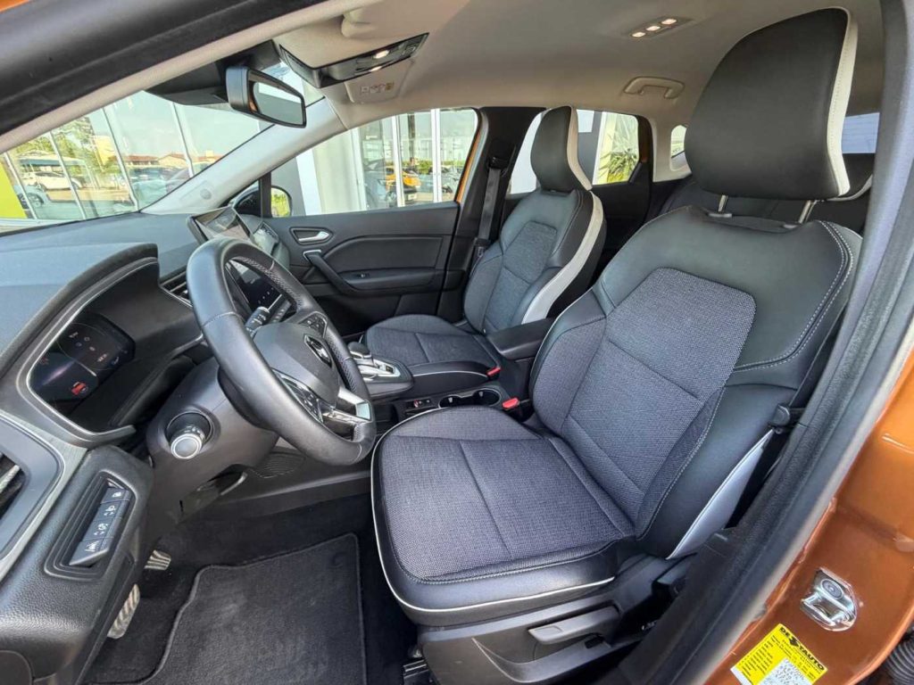 RENAULT Captur 1.6 E-Tech phev Intens 160cv auto - 12