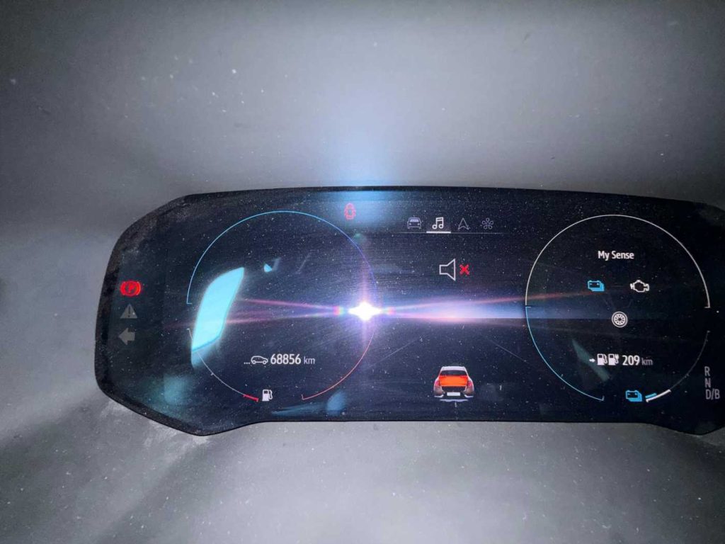 RENAULT Captur 1.6 E-Tech phev Intens 160cv auto - 15