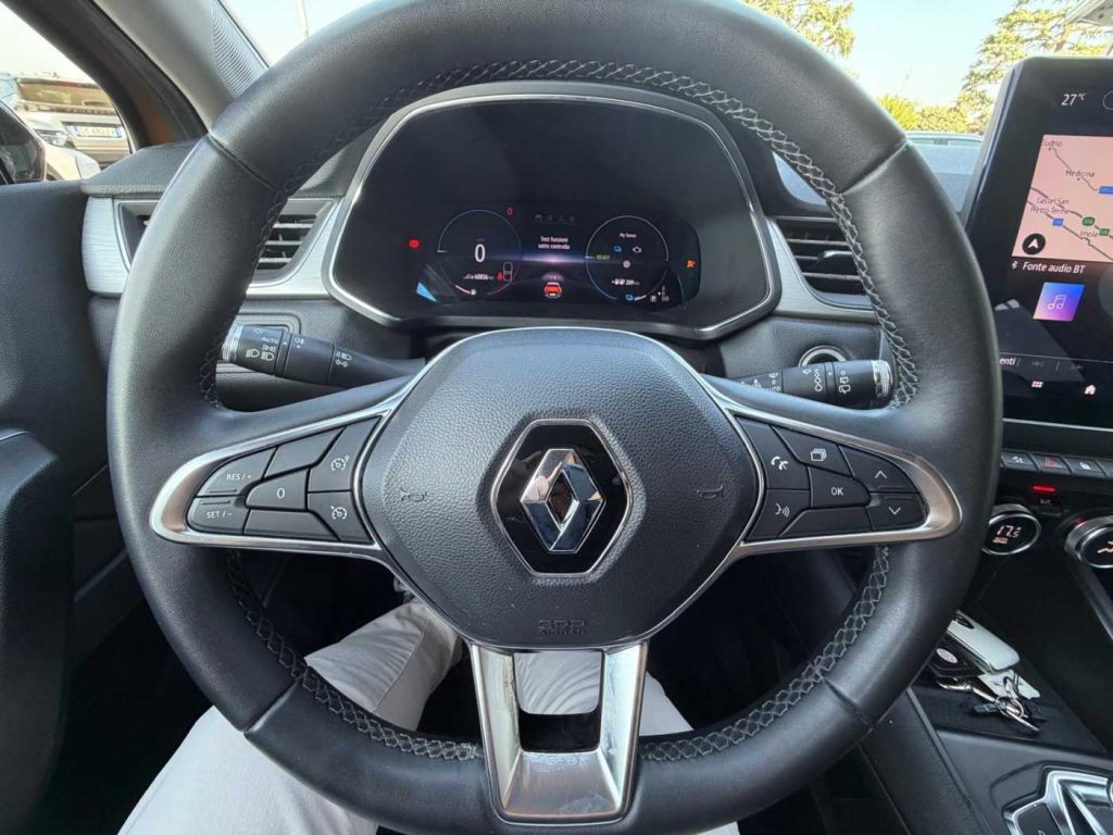 RENAULT Captur 1.6 E-Tech phev Intens 160cv auto - 20