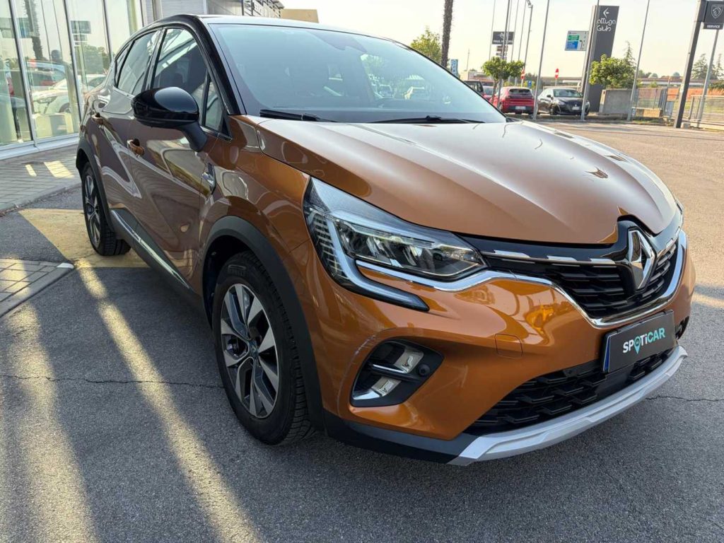RENAULT Captur 1.6 E-Tech phev Intens 160cv auto - 4