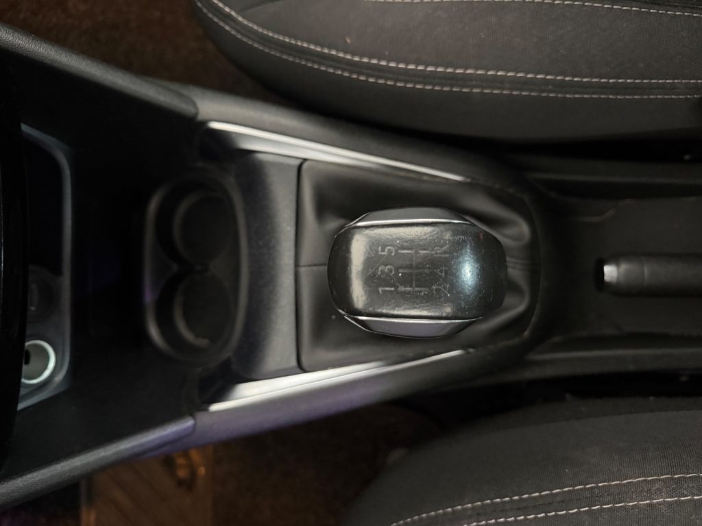 PEUGEOT 208 1° serie PureTech 82 5 porte Allure - 16