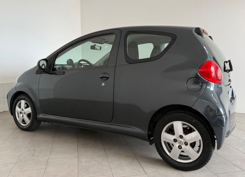 TOYOTA Aygo 1.0 12V VVT-i 3 porte Sol - 5