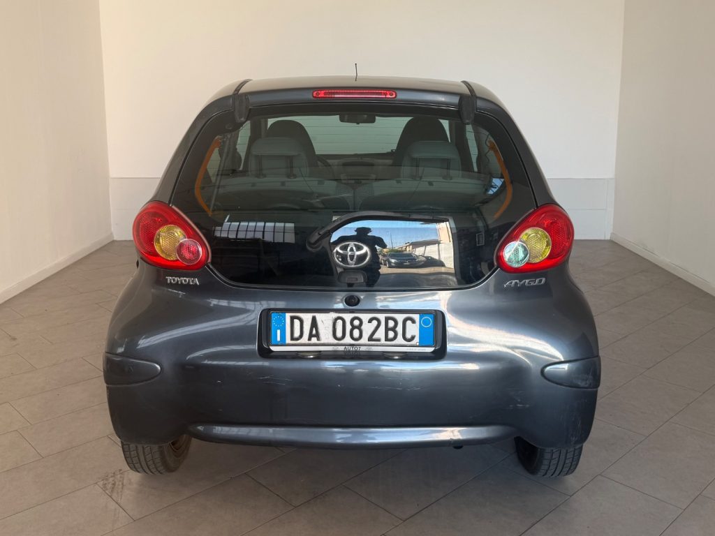 TOYOTA Aygo 1.0 12V VVT-i 3. porte Sol - 4