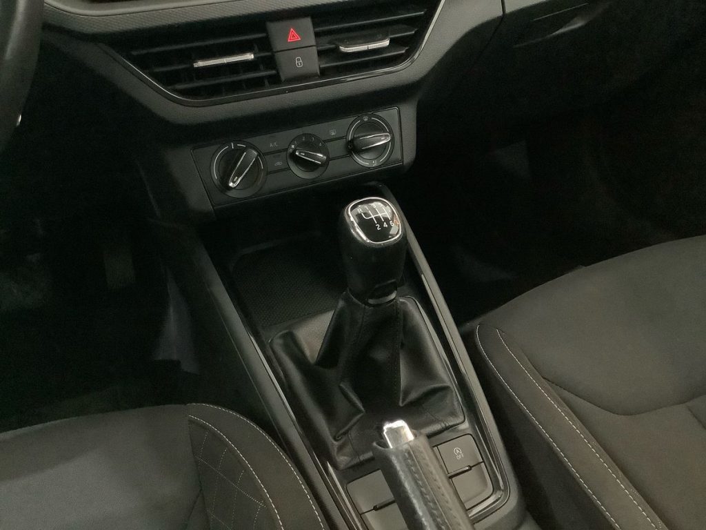 SKODA Kamiq 1.0 G-Tec Ambition - 8