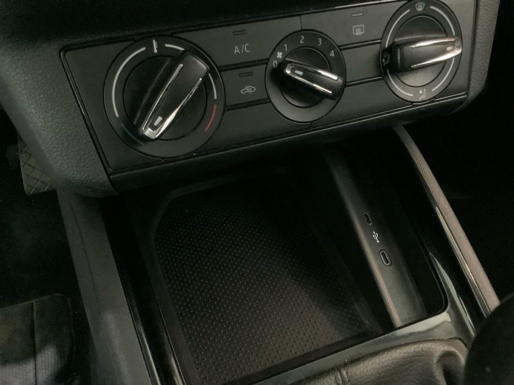 SKODA Kamiq 1.0 G-Tec Ambition - 23