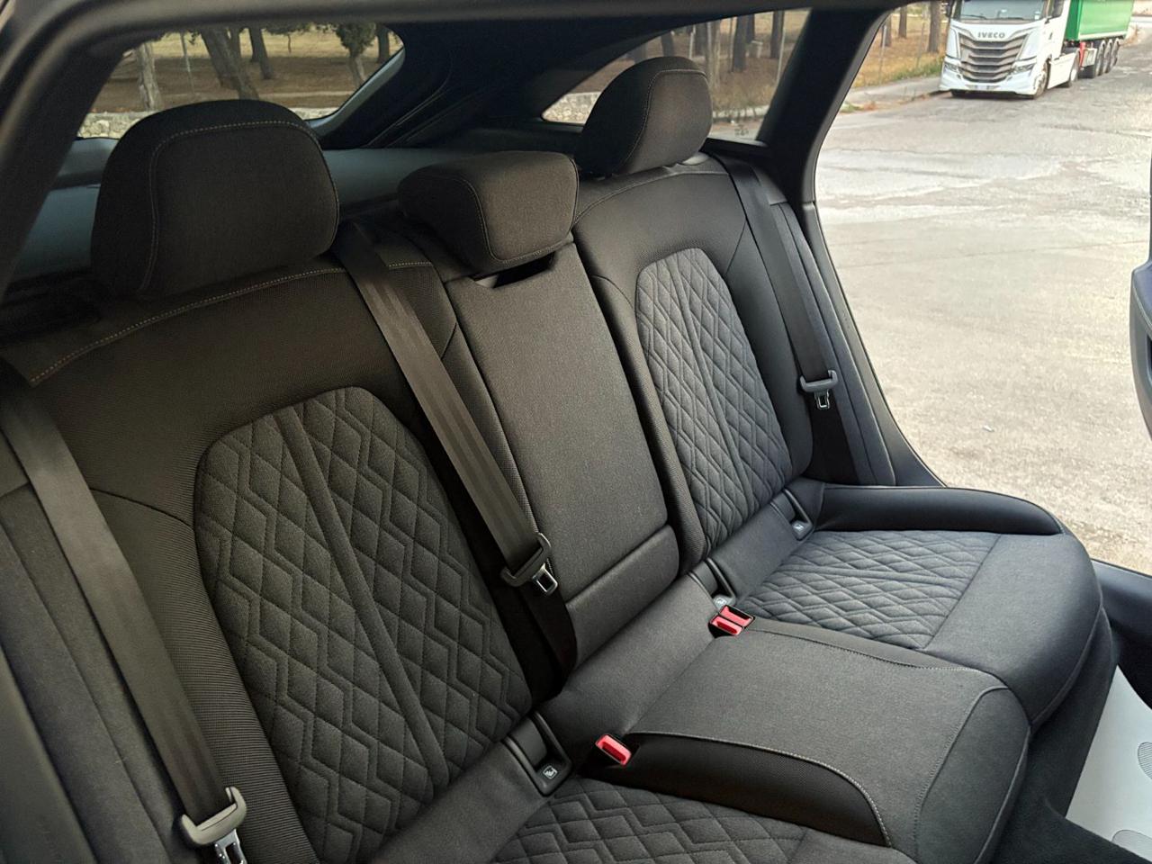 AUDI A6 Avant TDI 150 kW S tronic quattro S line edition one. - 25