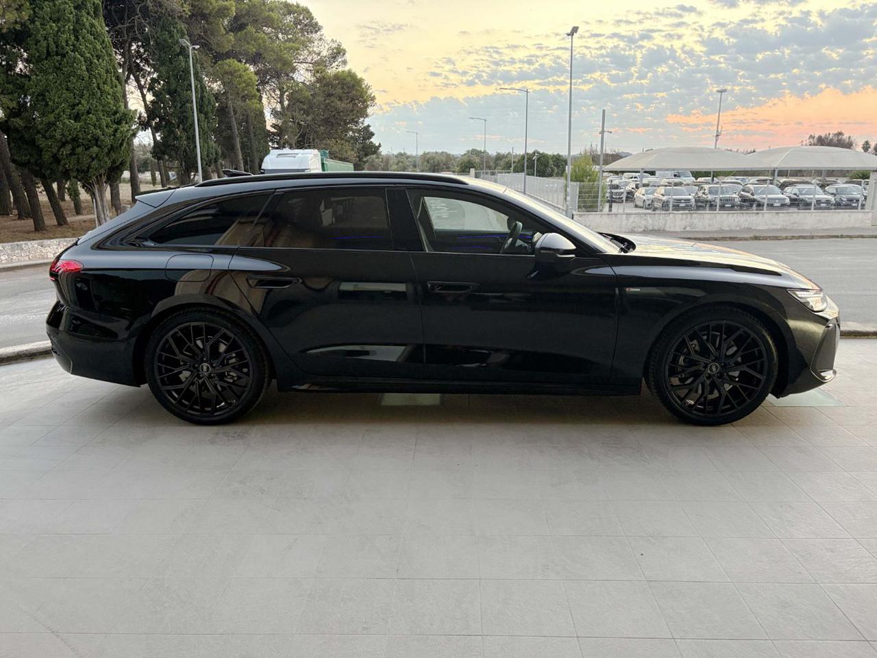 AUDI A6 Avant TDI 150 kW S tronic quattro S line edition one. - 4