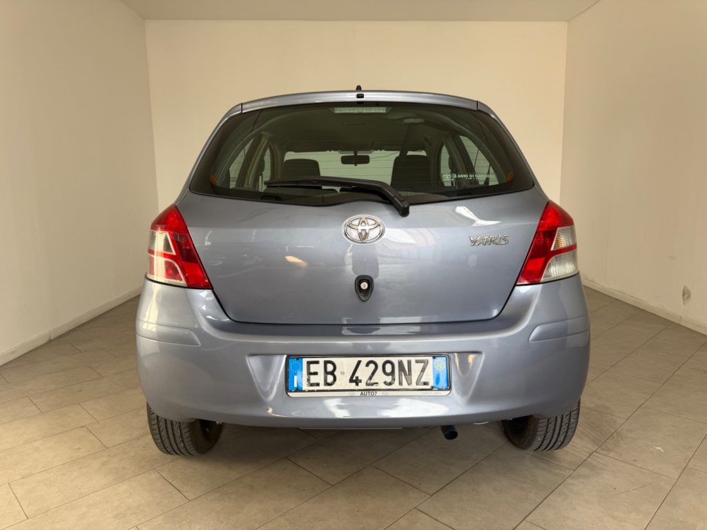 TOYOTA Yaris 1.3 5 porte M-MT Sol - 4