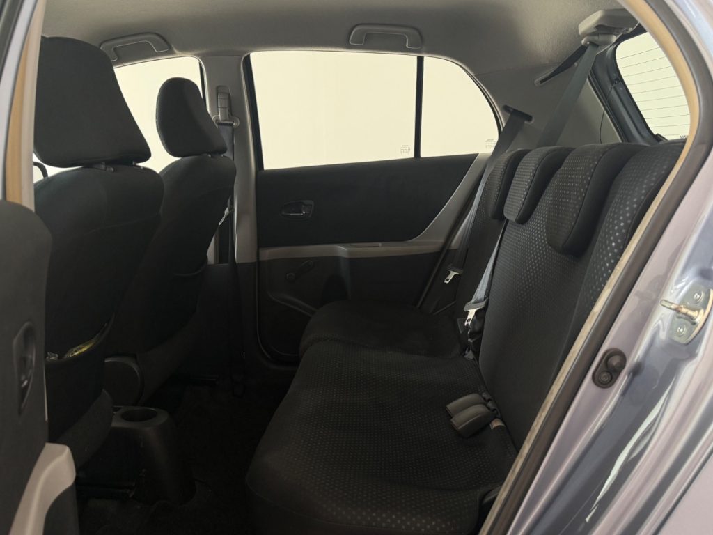 TOYOTA Yaris 1.3 5 porte M-MT Sol - 9