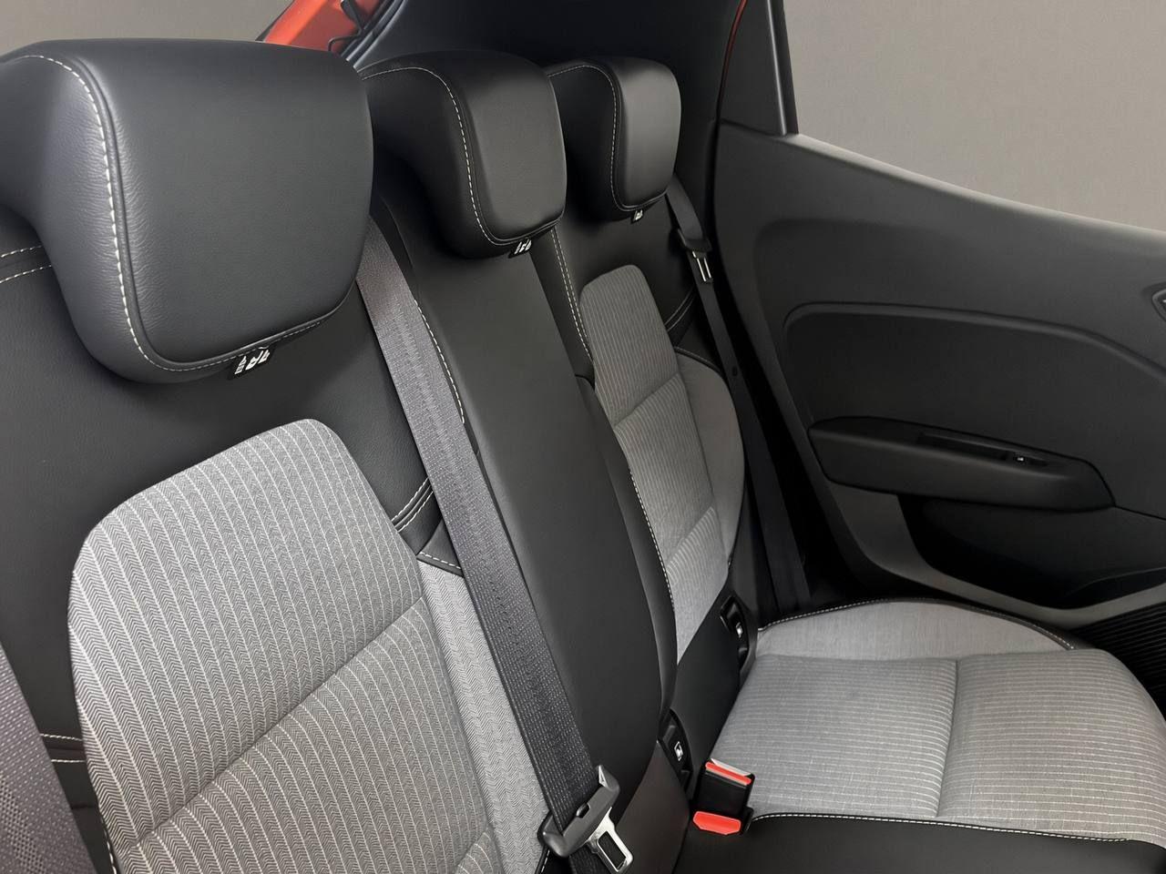 RENAULT Clio TCe 100 CV GPL 5 porte Techno - 12