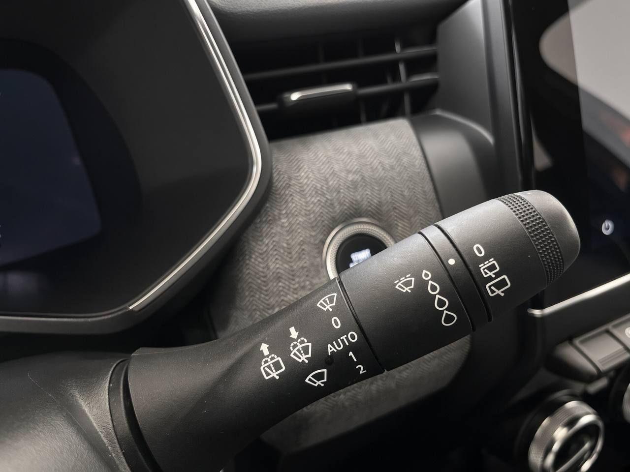 RENAULT Clio TCe 100 CV GPL 5 porte Techno - 15