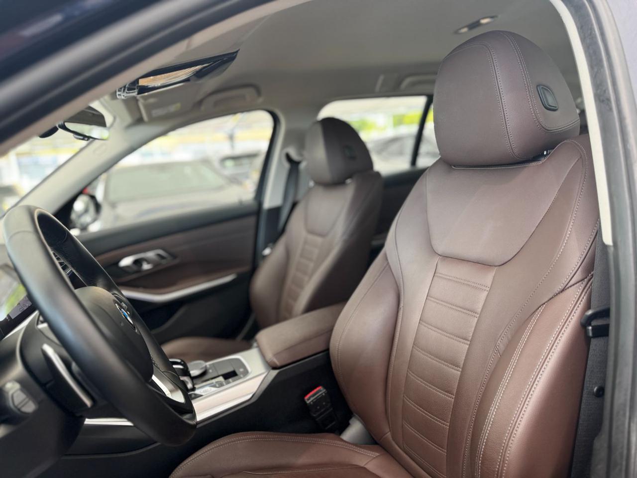 BMW 320 d Touring Luxury (Solo 37.650 KM) - 12