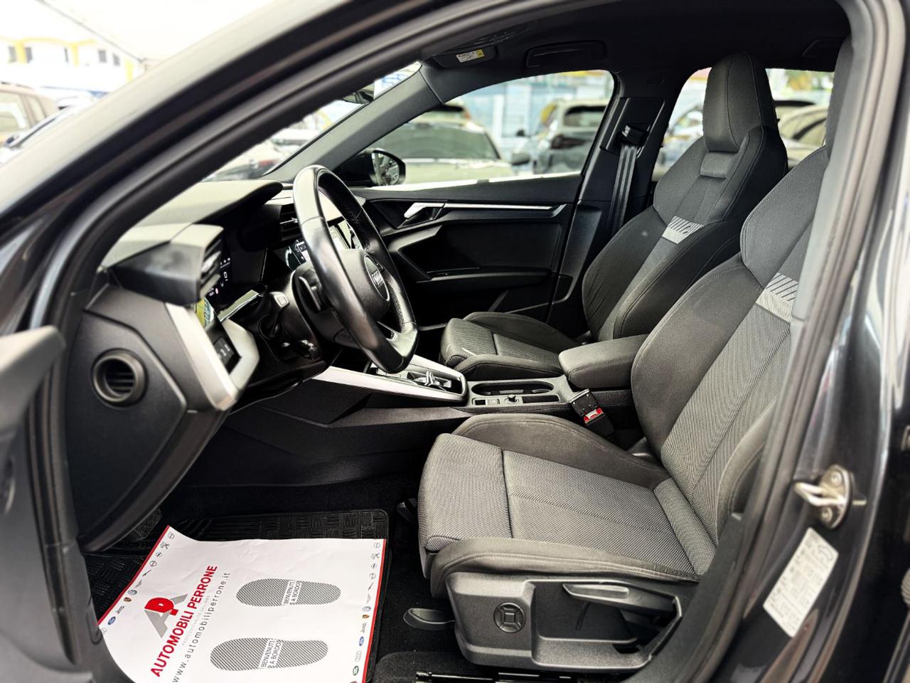 AUDI A3 SPB 35 TDI S-Tronic Sport Edition(Matrix/18) - 11