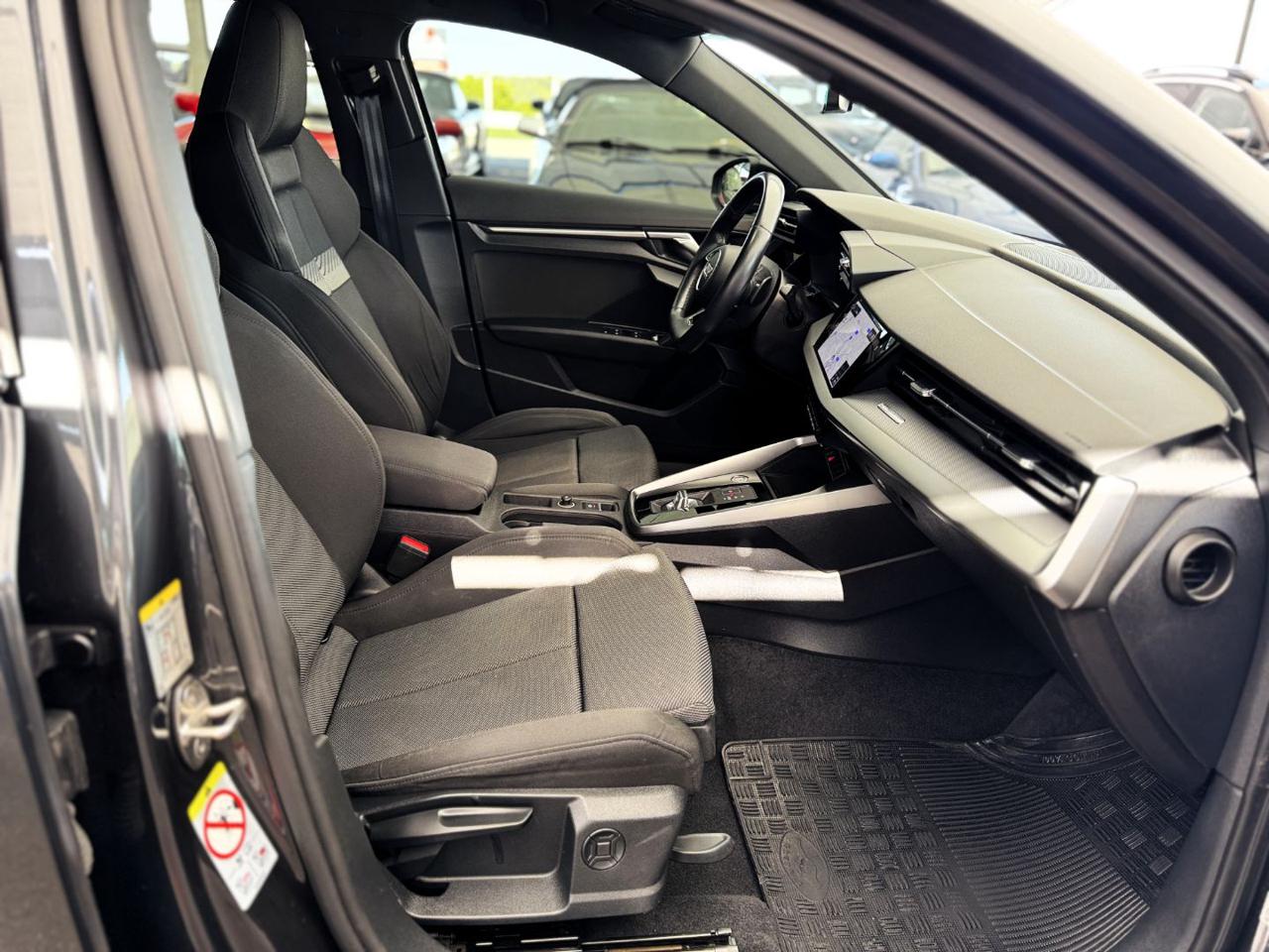 AUDI A3 SPB 35 TDI S-Tronic Sport Edition(Matrix/18) - 29