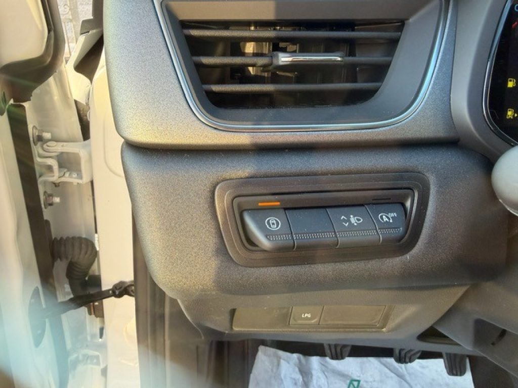 RENAULT Captur ECO-G 100 CV Techno - 15