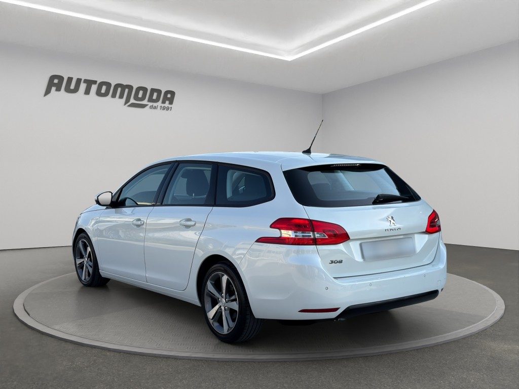 PEUGEOT 208 1.5 110CV SW - 6