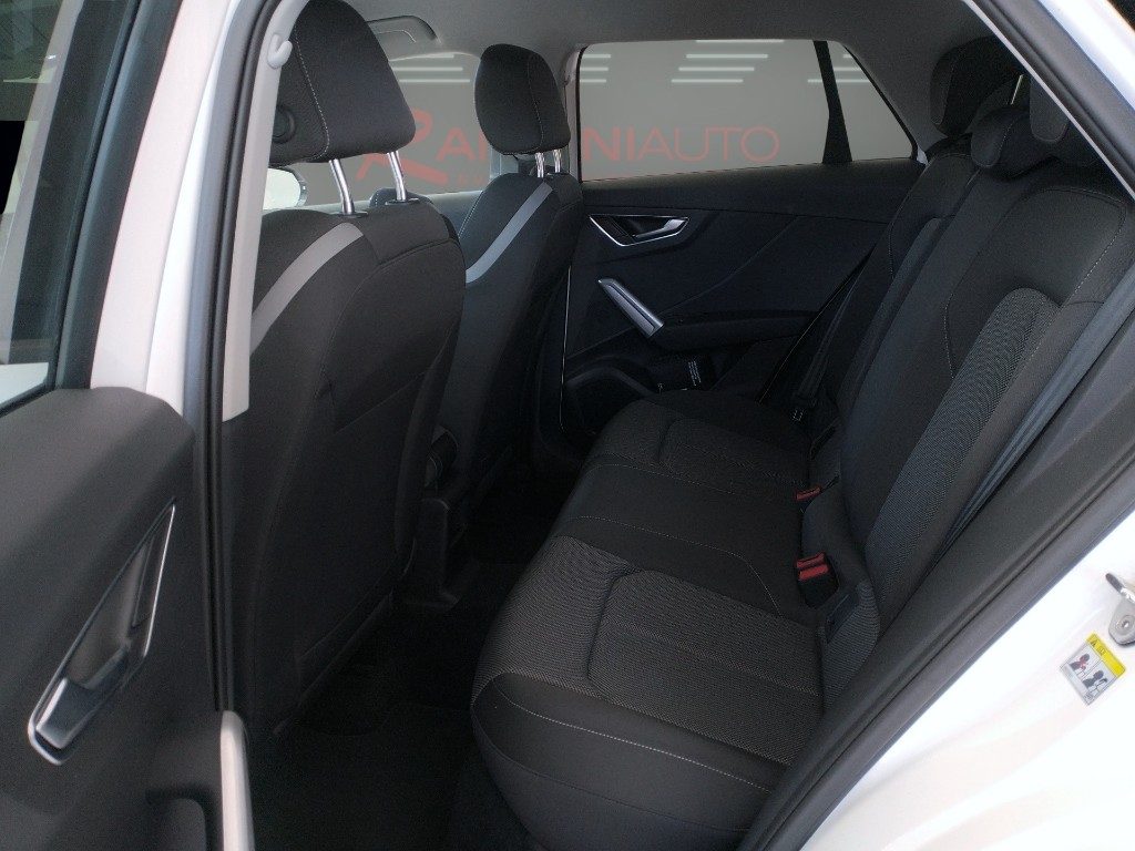 AUDI Q2 35 TDI S tronic Identity Black 150 Cv Iva Esposta - 16