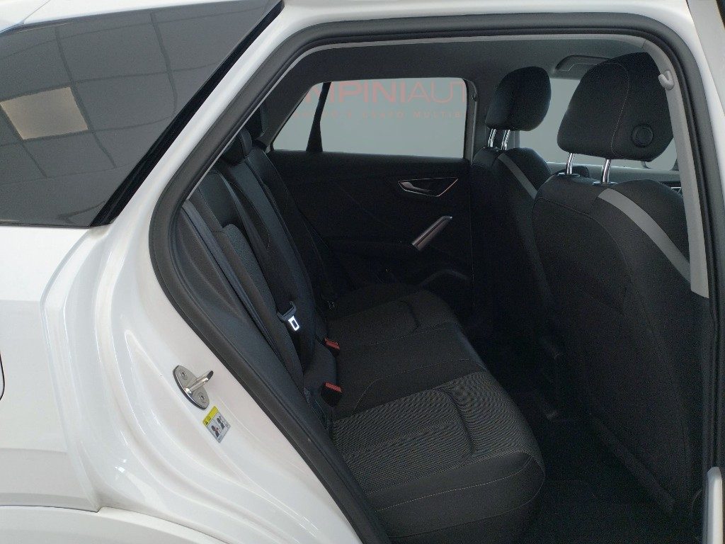 AUDI Q2 35 TDI S tronic Identity Black 150 Cv Iva Esposta - 17