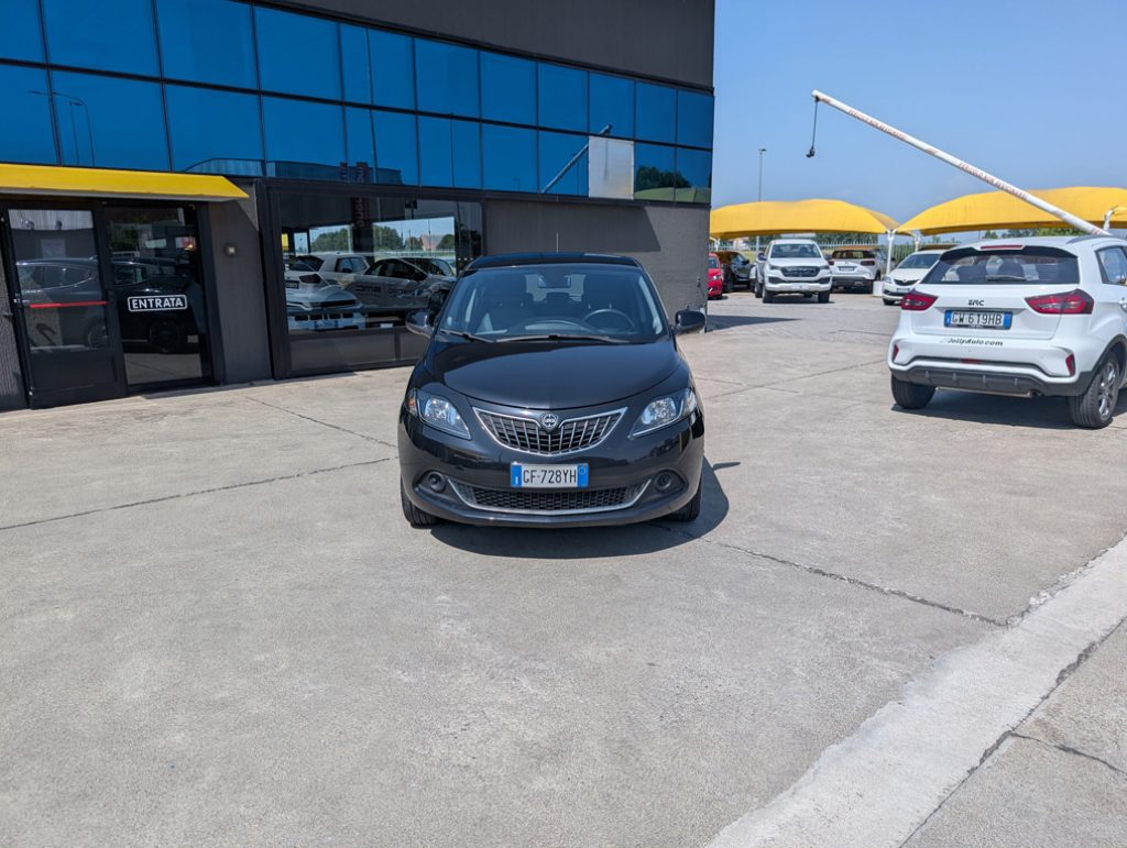 LANCIA Ypsilon 1.0 FireFly S&S Hybrid 5 posti OK NEOPATENTATI - 2