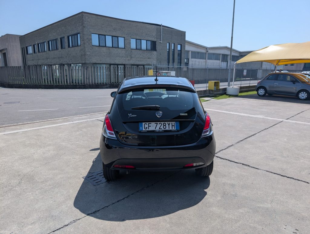 LANCIA Ypsilon 1.0 FireFly S&S Hybrid 5 posti OK NEOPATENTATI - 6