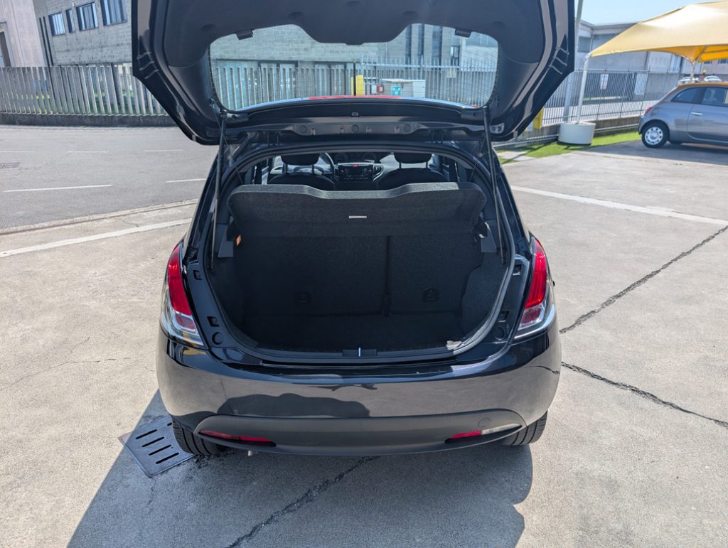 LANCIA Ypsilon 1.0 FireFly S&S Hybrid 5 posti OK NEOPATENTATI - 7