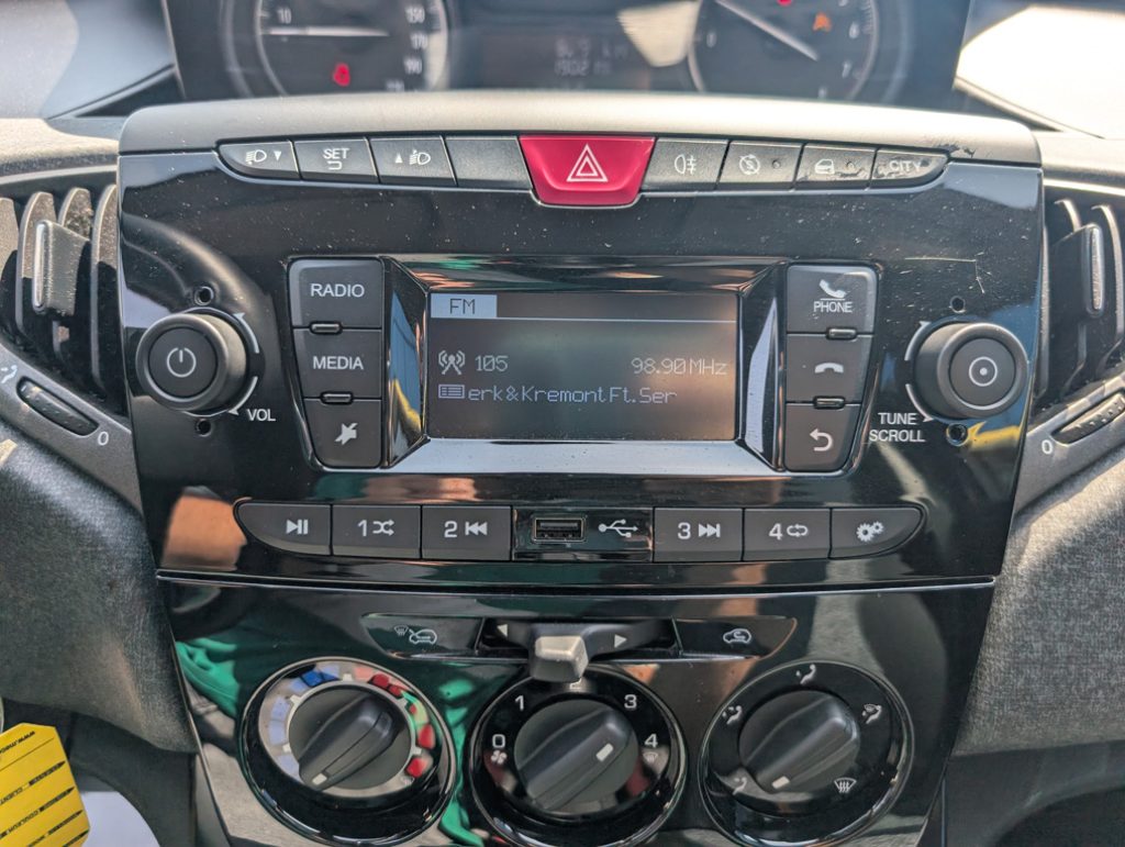 LANCIA Ypsilon 1.0 FireFly S&S Hybrid 5 posti OK NEOPATENTATI - 15