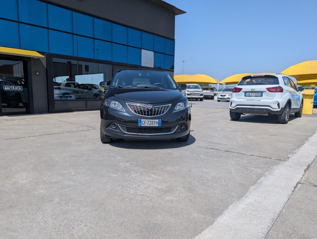 LANCIA Ypsilon 1.0 FireFly S&S Hybrid 5 posti OK NEOPATENTATI - 18