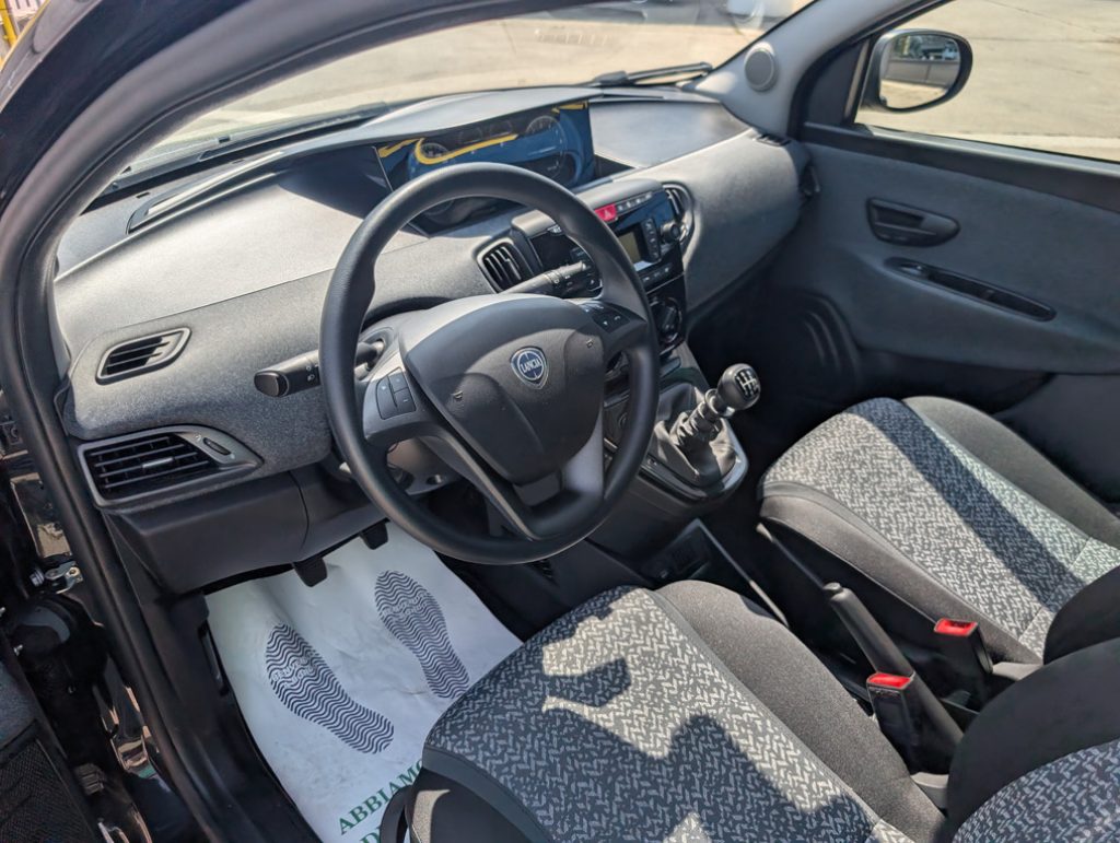 LANCIA Ypsilon 1.0 FireFly S&S Hybrid 5 posti OK NEOPATENTATI - 20