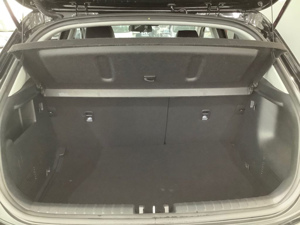 KIA Stonic 1.0 T-GDi 100 CV MHEV MT Black Edition - 12