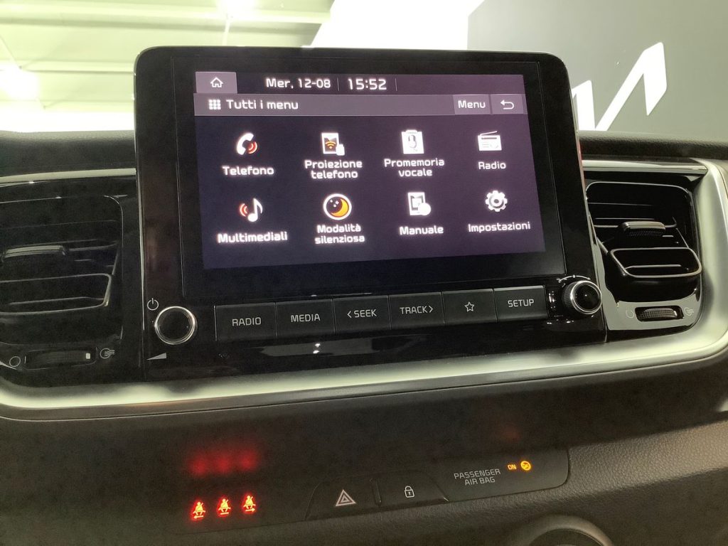 KIA Stonic 1.0 T-GDi 100 CV MHEV MT Black Edition - 16