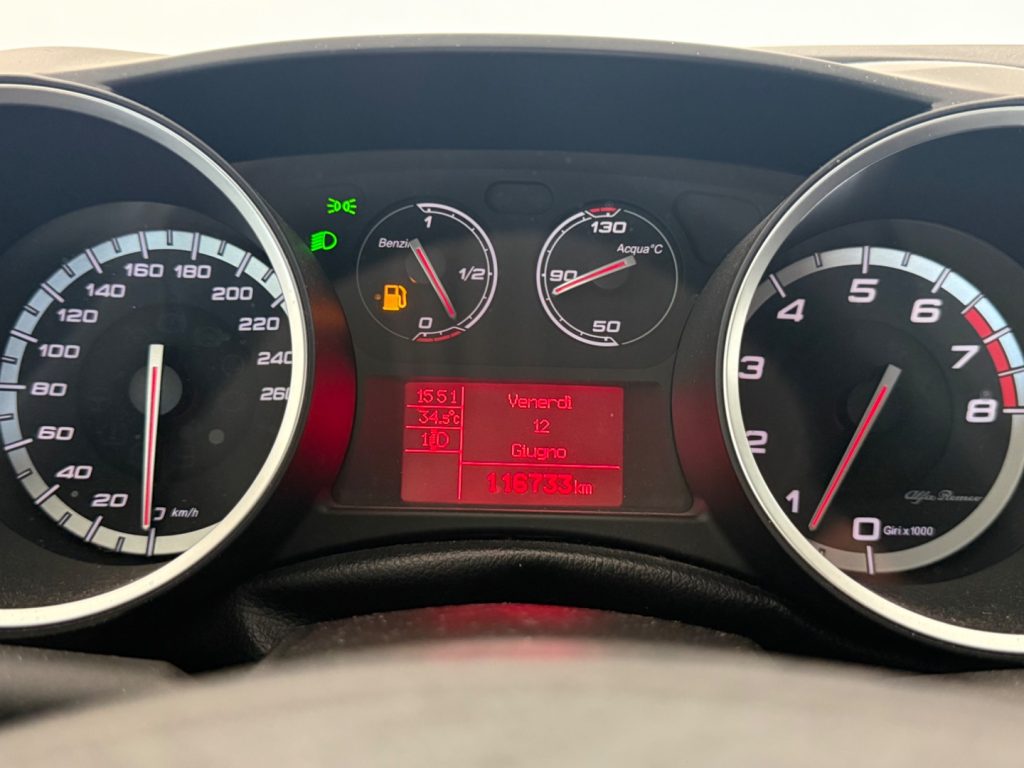 ALFA ROMEO Giulietta 1.4 Turbo 120 CV Distinctive - 16