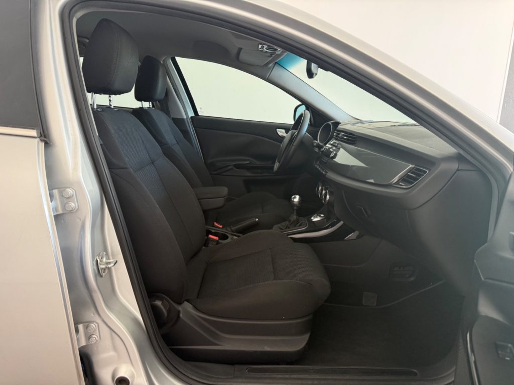 ALFA ROMEO Giulietta 1.4 Turbo 120 CV Distinctive - 18